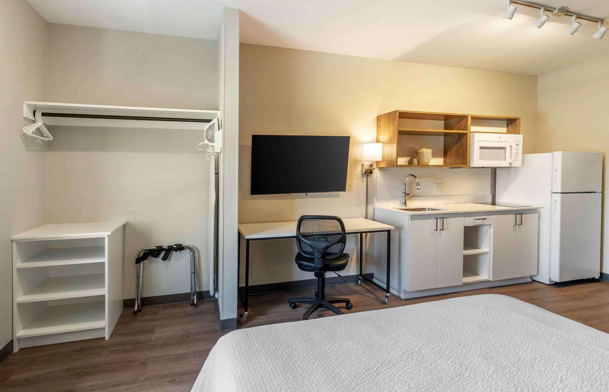 Extended Stay America Premier Suites - Fort Myers - Airport מראה חיצוני תמונה